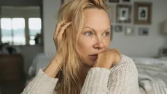 Neskrývajme to: to, čo odlišuje neupravenú ženu, vôbec nespočíva v make-upe